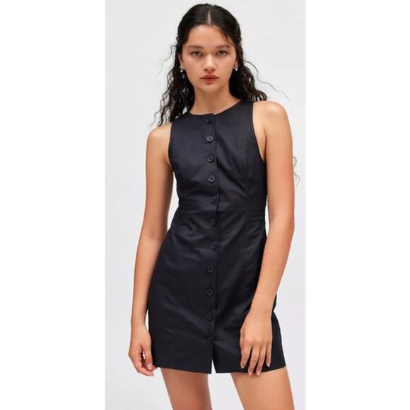 NWT Kimchi Blue Sandy Open-Back Sleeveless Shift Dress Size XS - Picture 1 of 7